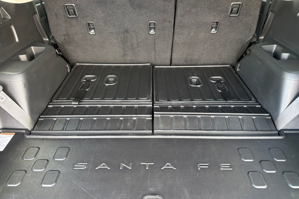 Certified 2025 Hyundai Santa Fe SE AWD/4WD image 16
