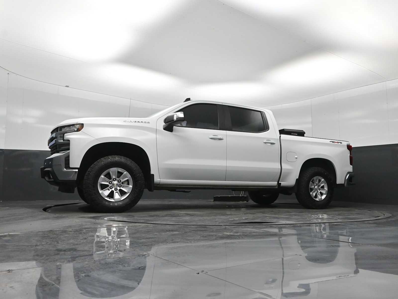 Used 2020 Chevrolet Silverado 1500 LT w/ Convenience Package image 20