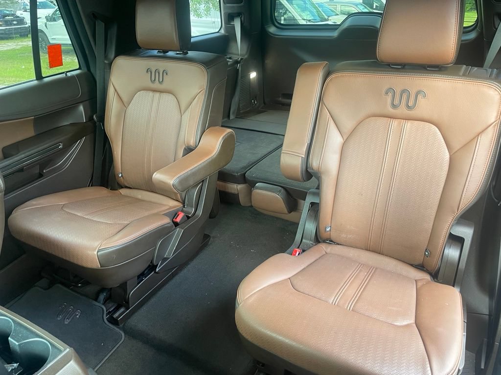 Used 2023 Ford Expedition King Ranch AWD/4WD image 9