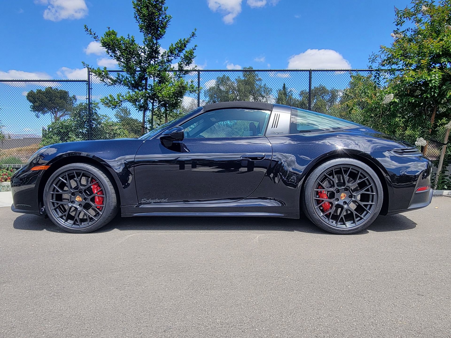 Used 2026 Porsche 911 Targa 4 GTS AWD/4WD image 2
