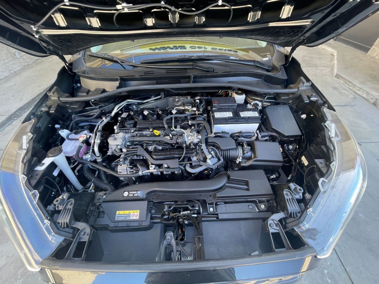 Used 2025 Toyota Corolla Cross LE image 33