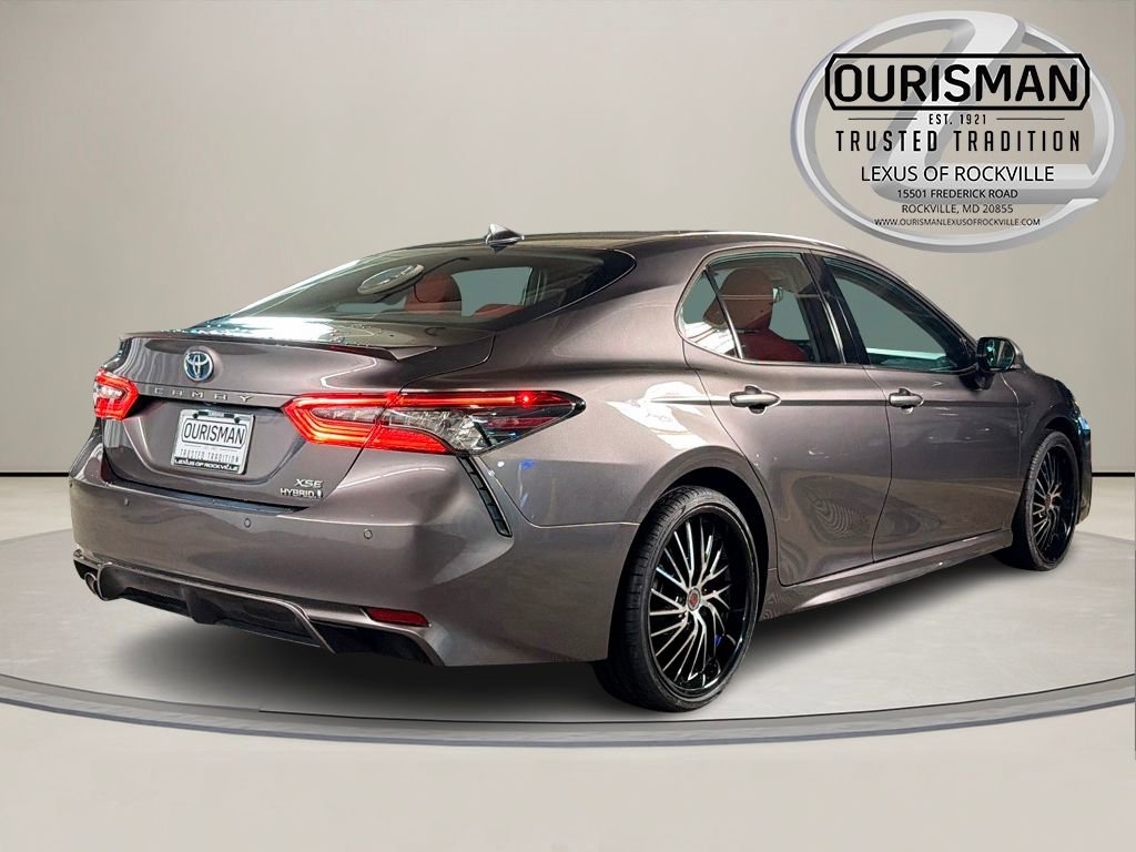 Used 2022 Toyota Camry XSE w/ Navigation Upgrade Package image 7