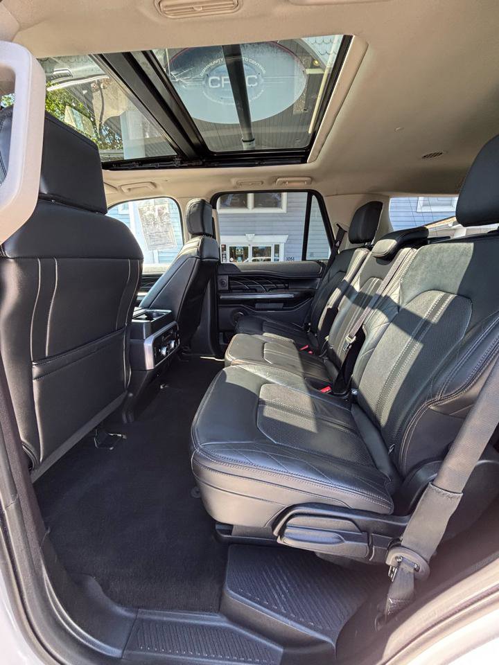 Used 2019 Ford Expedition Platinum AWD/4WD image 36