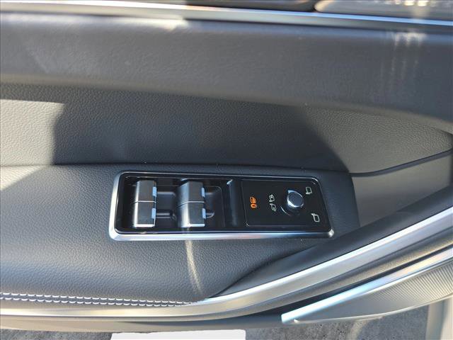 New 2026 Jaguar F-PACE R-Dynamic S image 25