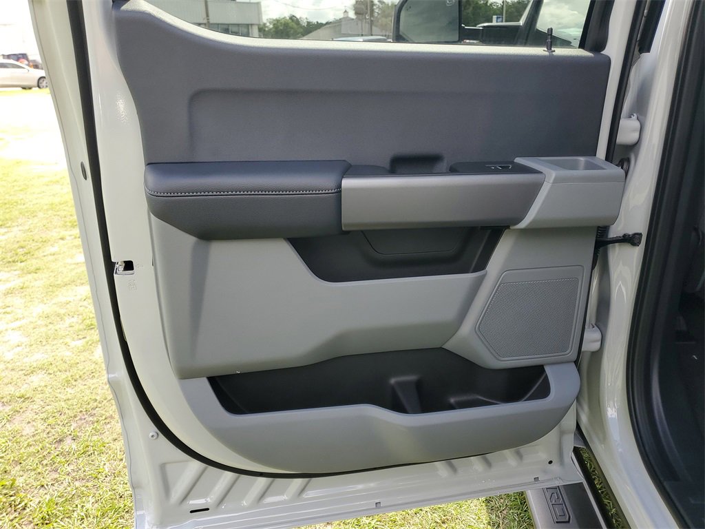 New 2025 Ford F250 XL w/ STX Appearance Package image 25