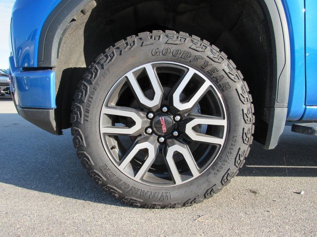 Used 2023 GMC Sierra 1500 AT4 w/ AT4 Premium Package image 6