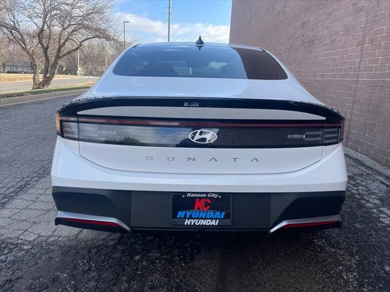 New 2026 Hyundai Sonata SE image 4