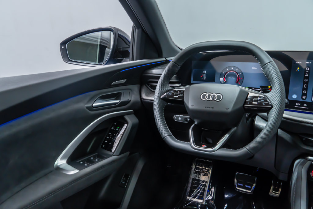 New 2026 Audi SQ5 Premium Plus AWD/4WD image 37