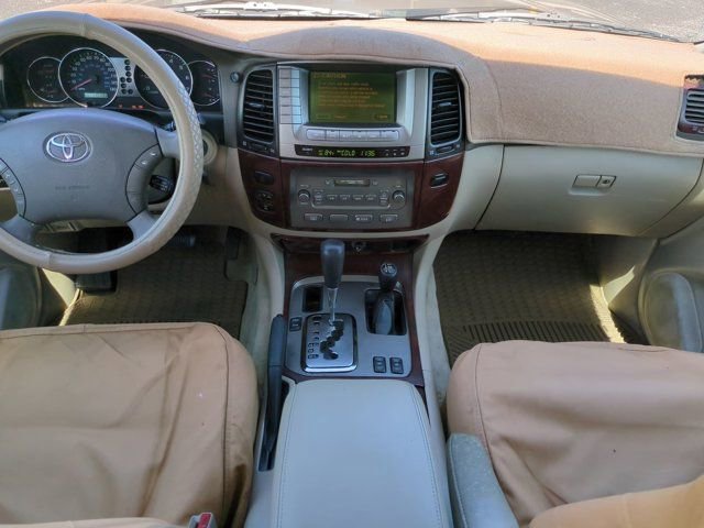 Used 2004 Toyota Land Cruiser AWD/4WD image 16
