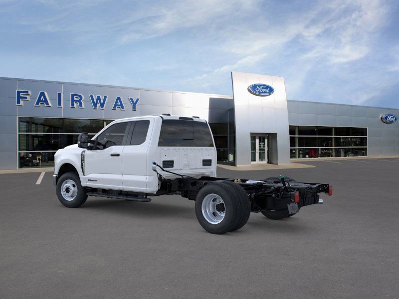 New 2025 Ford F350 XL w/ XL Chrome Package image 36