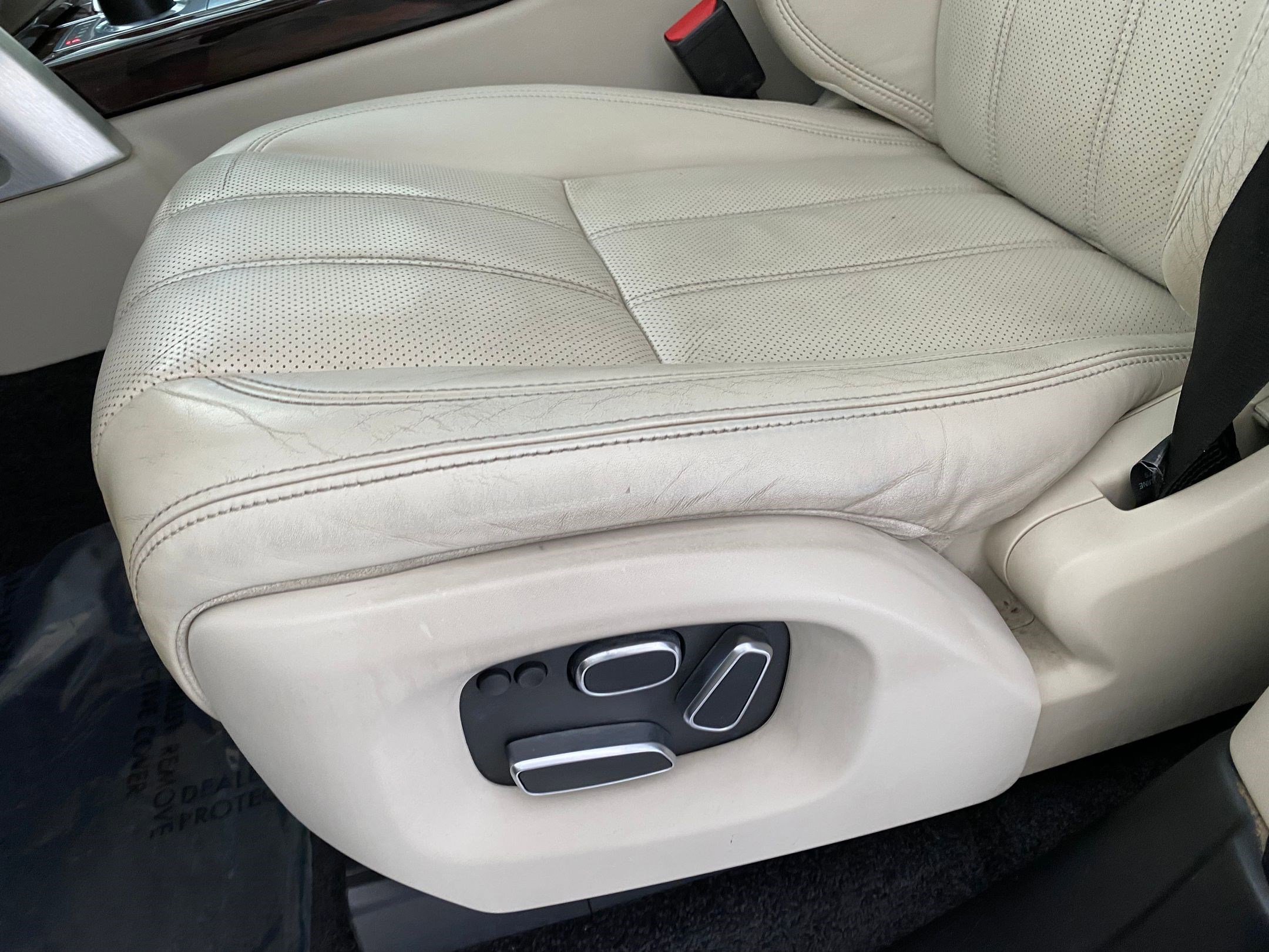 Used 2014 Land Rover Range Rover Supercharged image 12