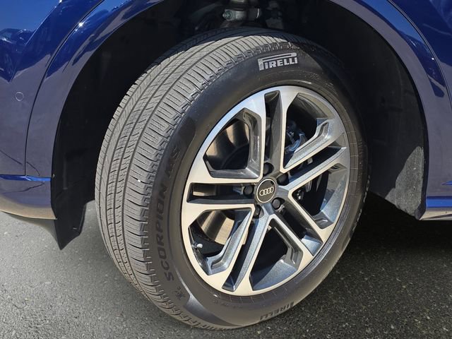 Used 2025 Audi Q5 Premium w/ Convenience Package image 36
