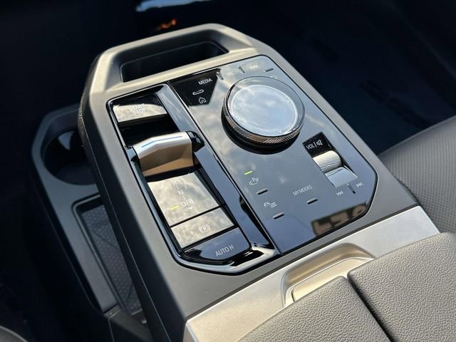 Certified 2024 BMW iX xDrive50 w/ Premium Package AWD/4WD image 37