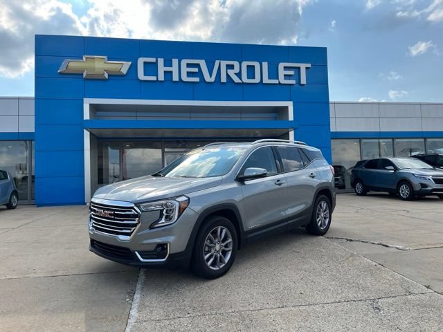Used 2023 GMC Terrain SLT AWD/4WD image 1