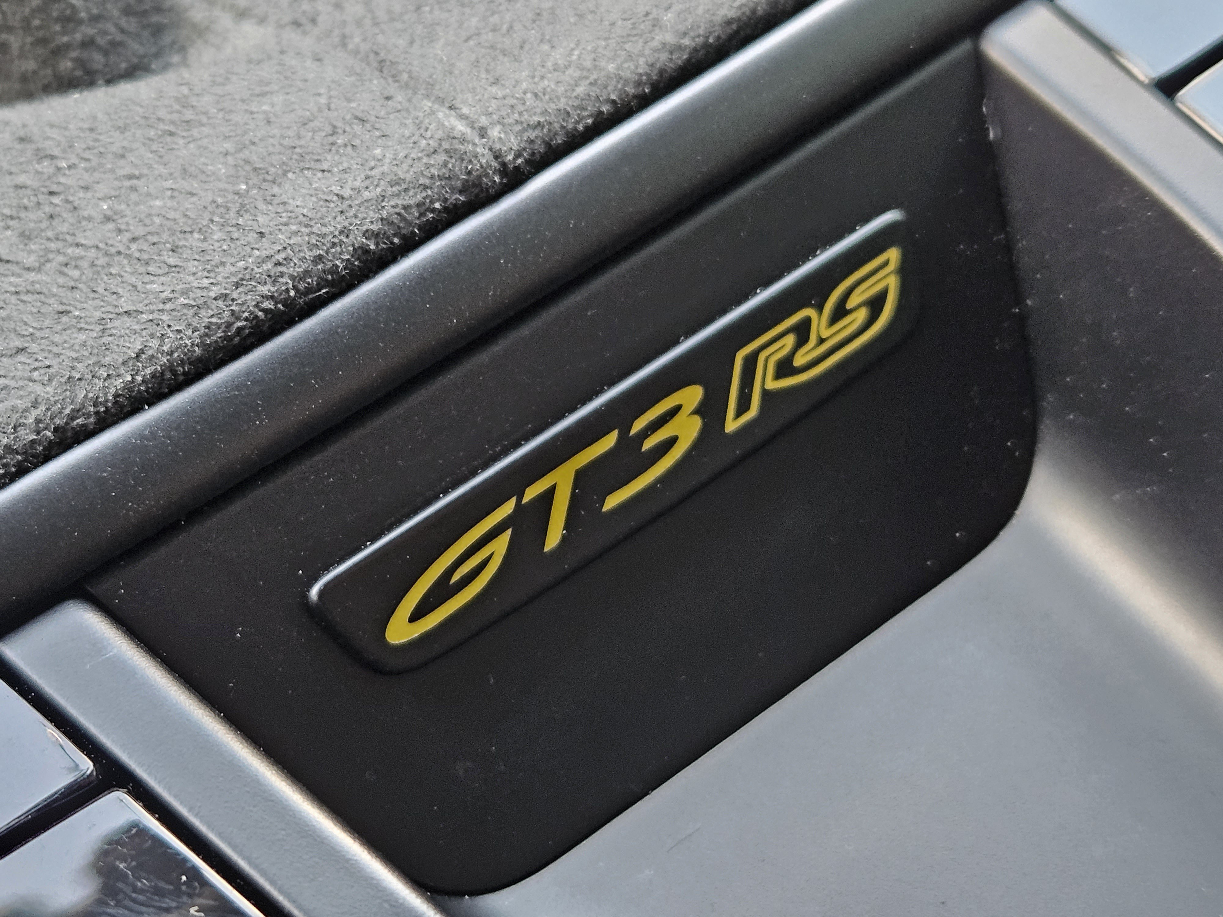 Certified 2025 Porsche 911 GT3 RS RWD image 15