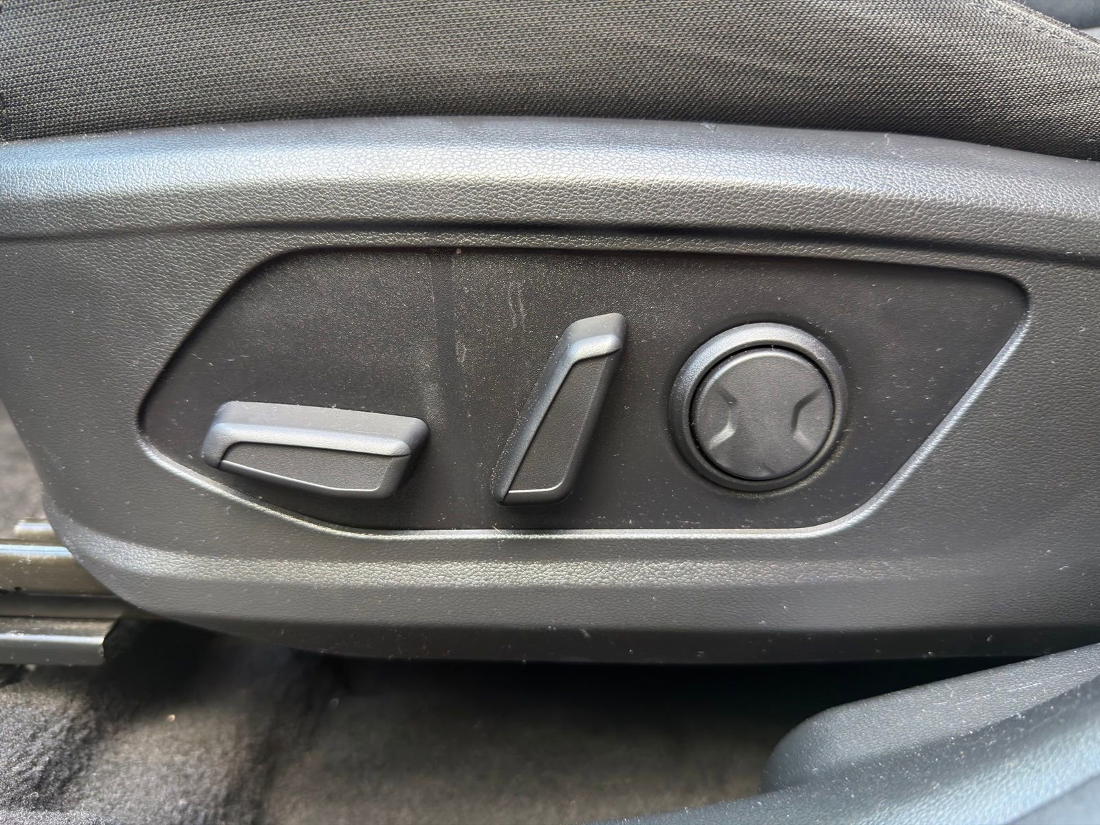 Used 2023 Hyundai Santa Cruz SEL w/ Activity Package image 17