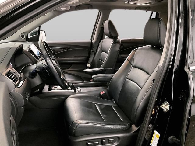 Used 2020 Honda Pilot Touring image 25