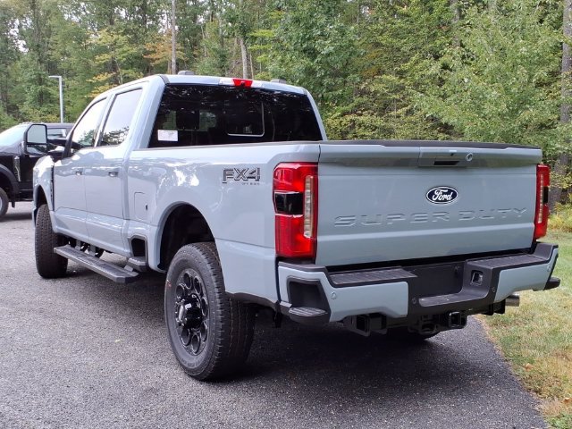 New 2027 Ford F250 Lariat w/ Black Appearance Package AWD/4WD image 4