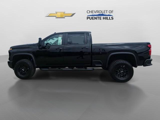 New 2026 Chevrolet Silverado 2500 ZR2 w/ LPO, Dark Essentials Package AWD/4WD image 5
