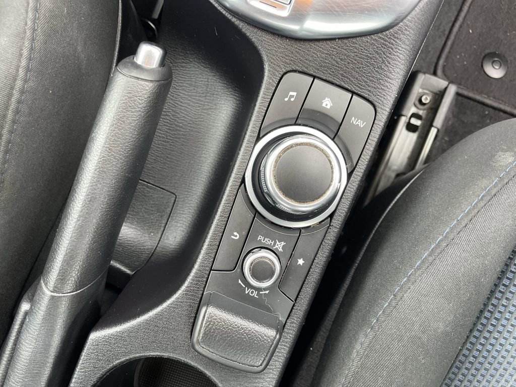 Used 2018 Toyota Yaris iA image 25