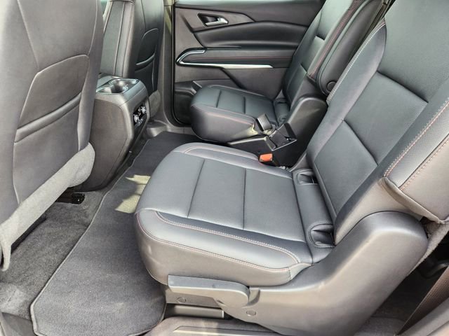 Used 2025 Chevrolet Traverse Z71 AWD/4WD image 30