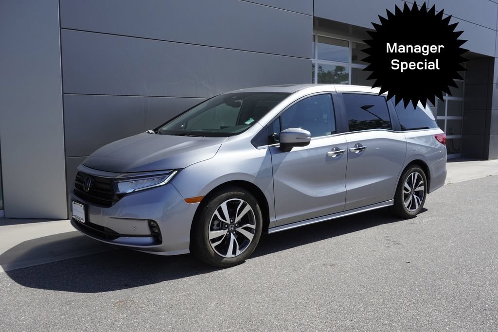 Used 2023 Honda Odyssey Touring image 3