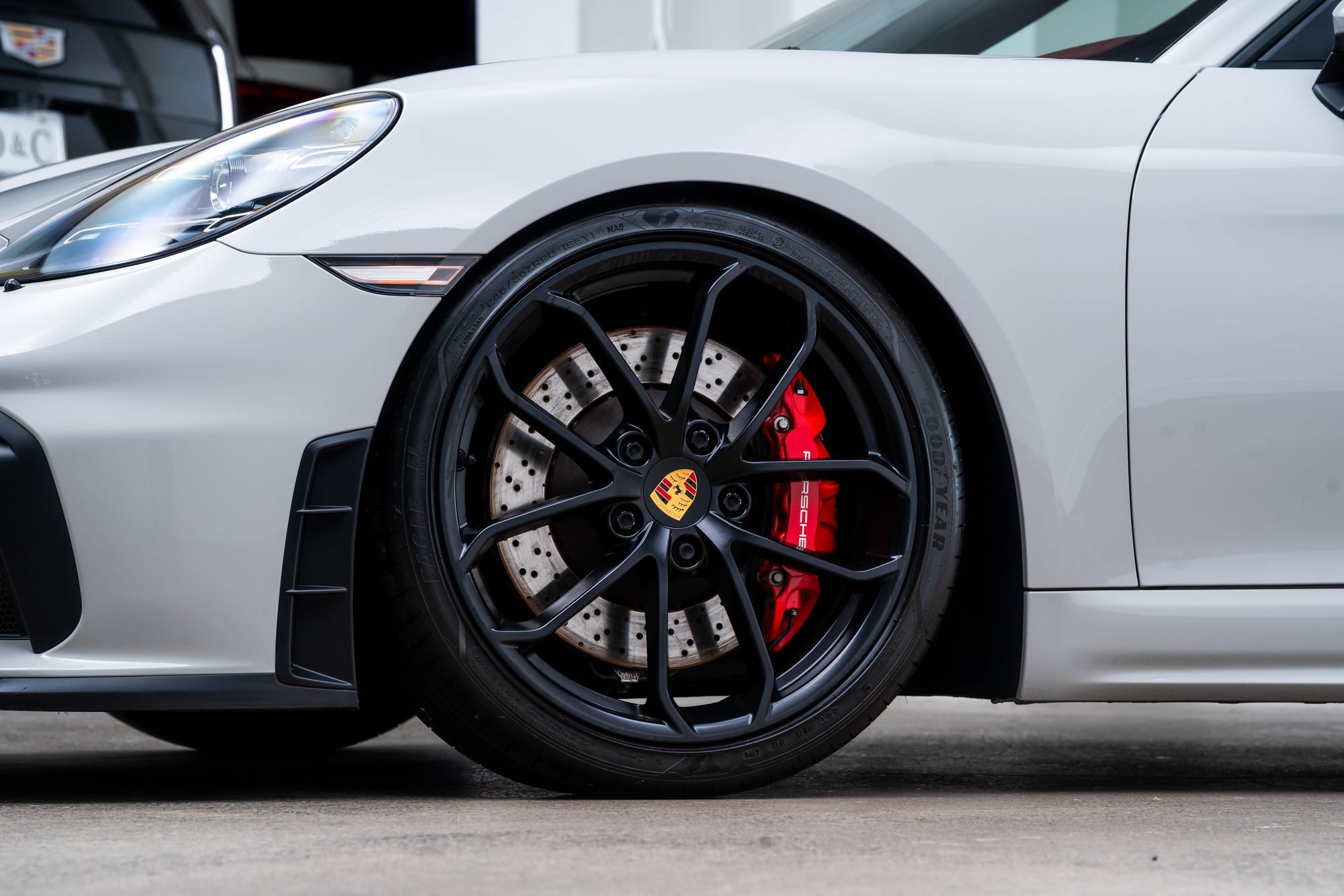 Used 2021 Porsche 718 Boxster Spyder RWD image 5