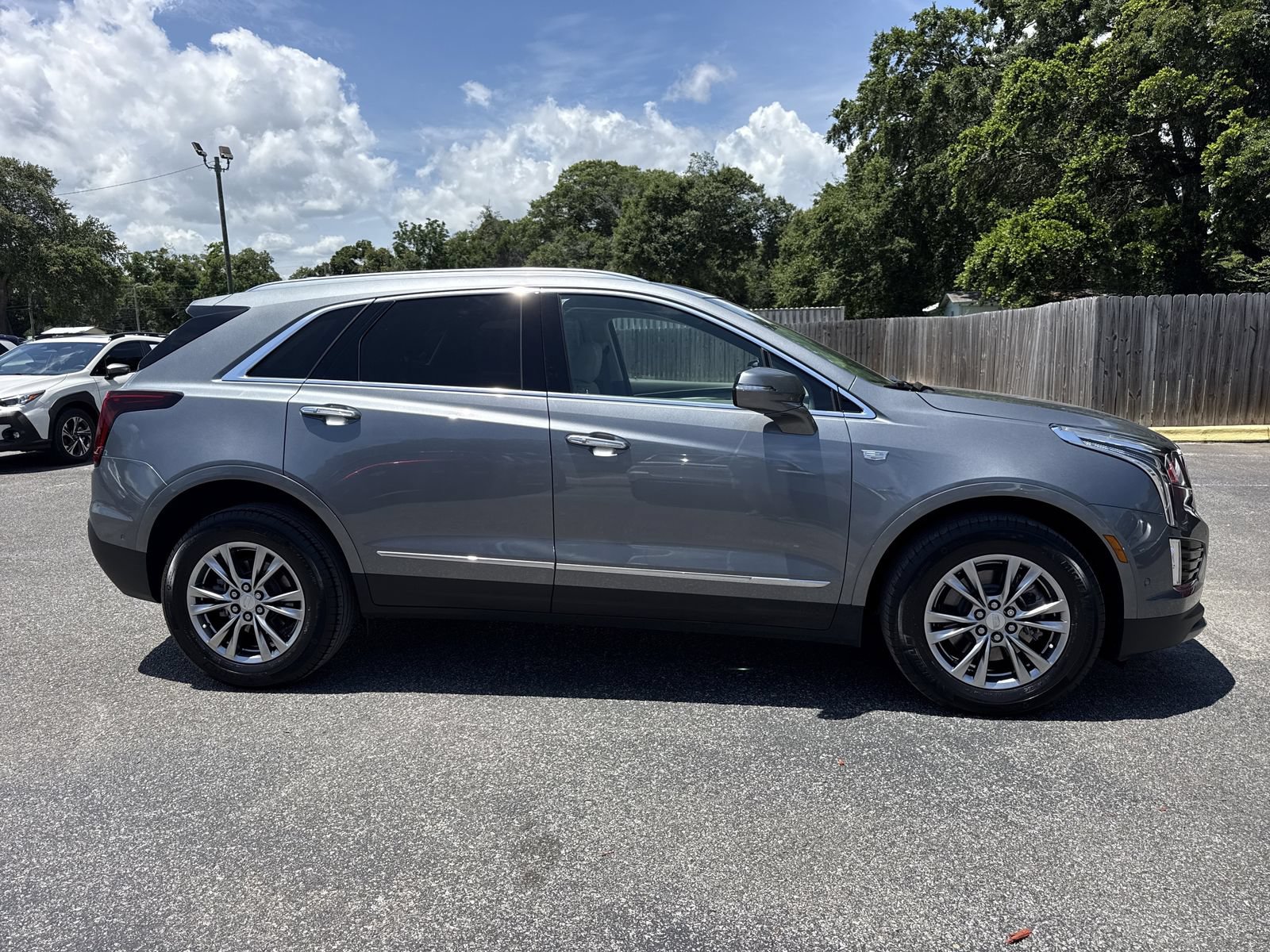 Used 2021 Cadillac XT5 Premium Luxury FWD image 6