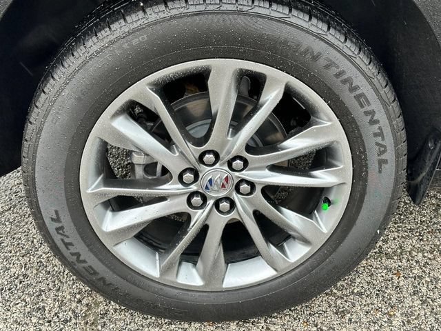 Used 2024 Buick Enclave Avenir w/ Avenir Technology Package AWD/4WD image 6