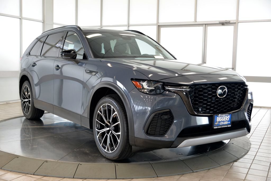 Certified 2025 MAZDA CX-70 Plug-In Hybrid w/ Premium Plus AWD/4WD image 2