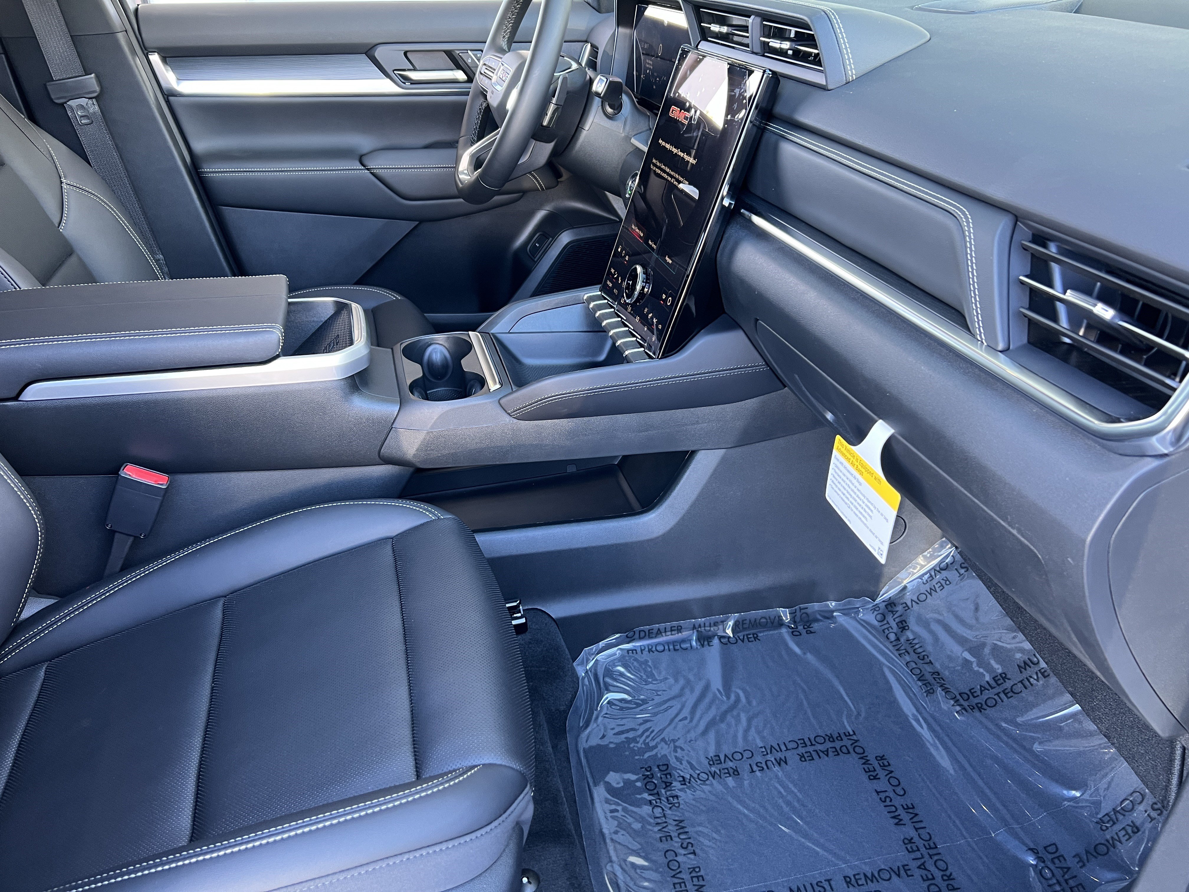 New 2027 GMC Terrain Elevation w/ Elevation Premium Package AWD/4WD image 24