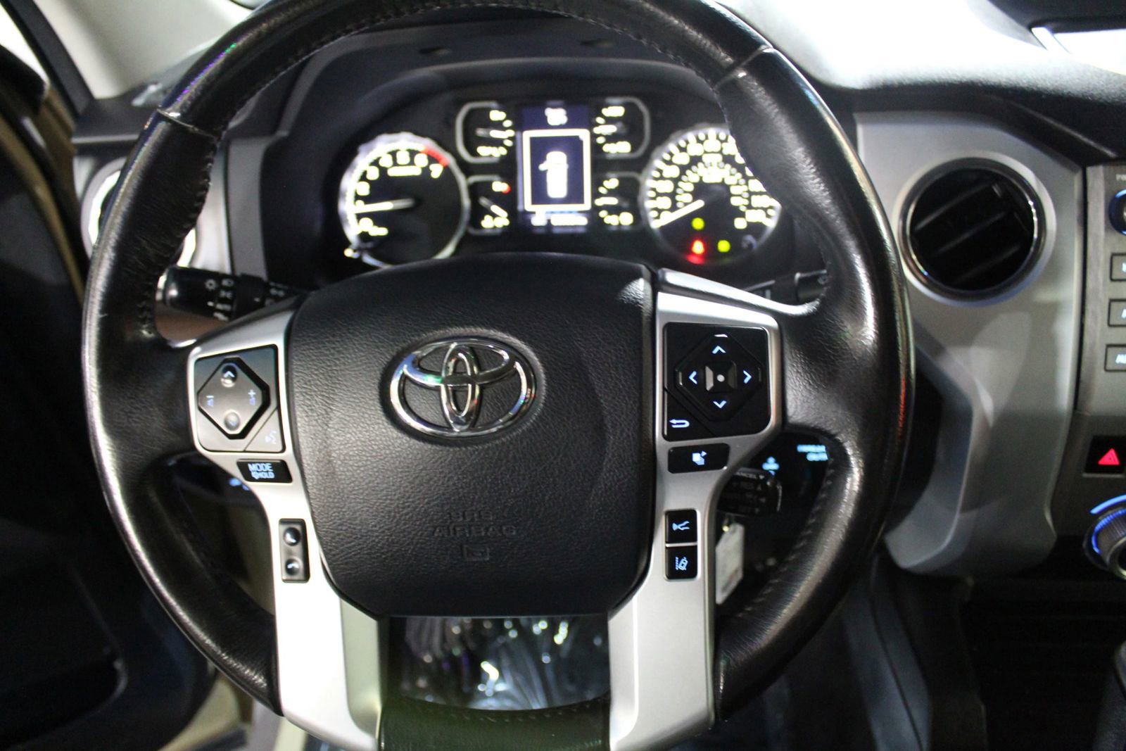 Used 2019 Toyota Tundra Limited RWD image 15