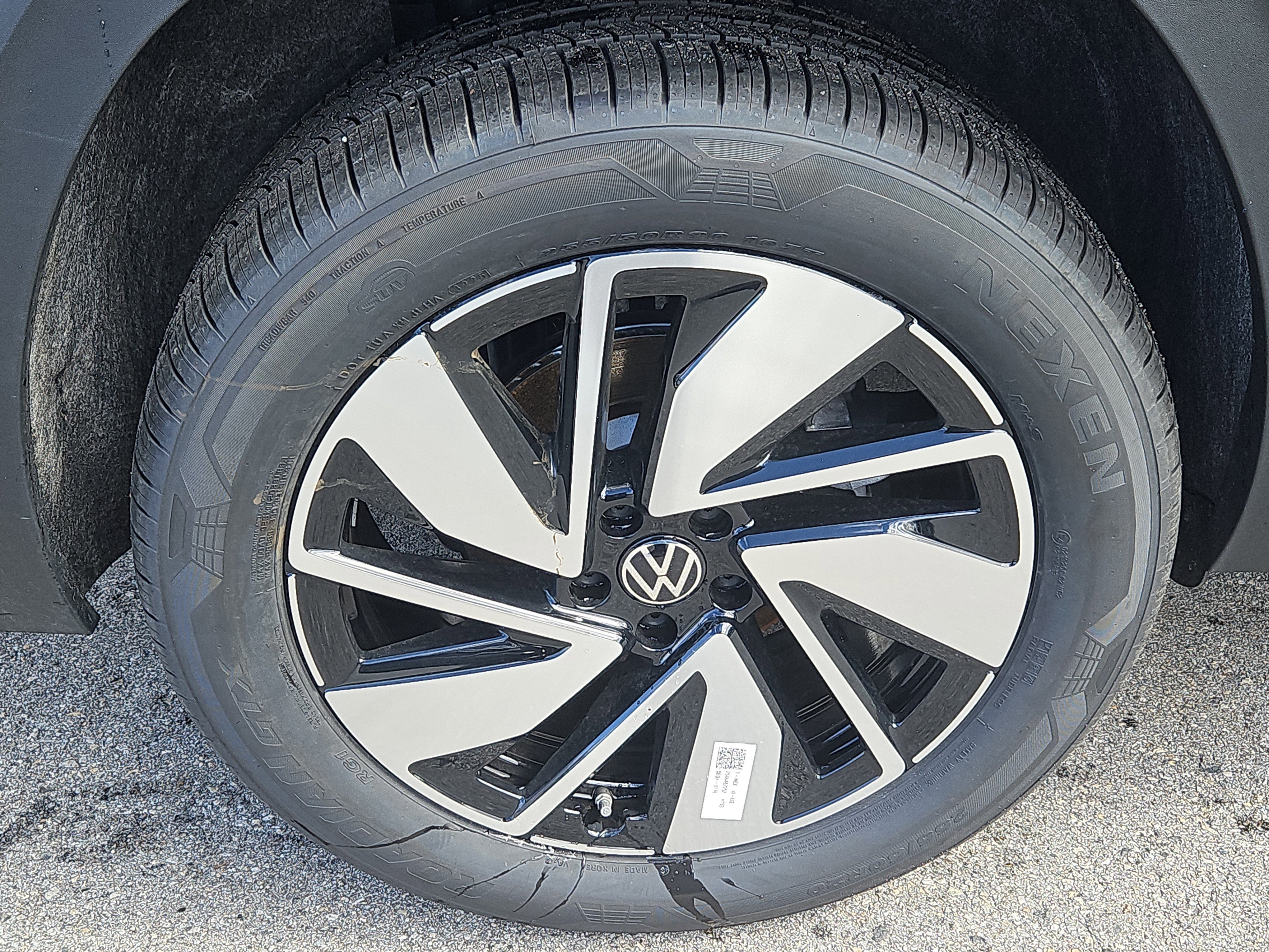 New 2026 Volkswagen Atlas SE AWD/4WD image 3