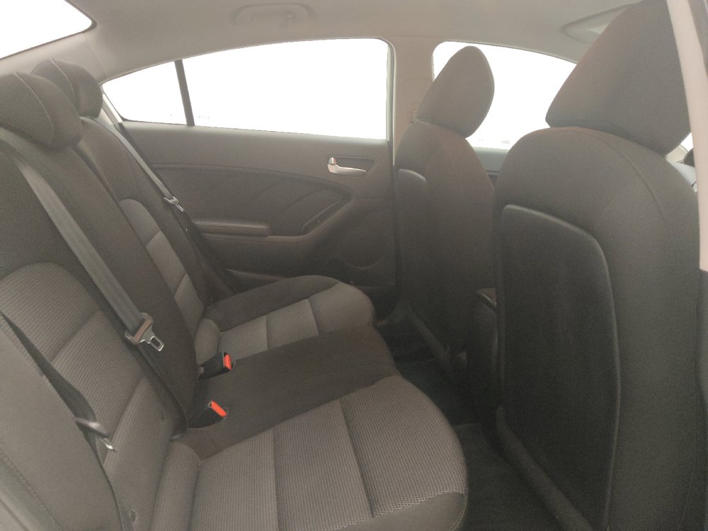 Used 2018 Kia Forte LX FWD image 19