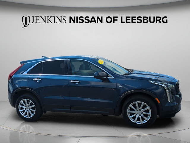 Used 2019 Cadillac XT4 Luxury FWD image 2