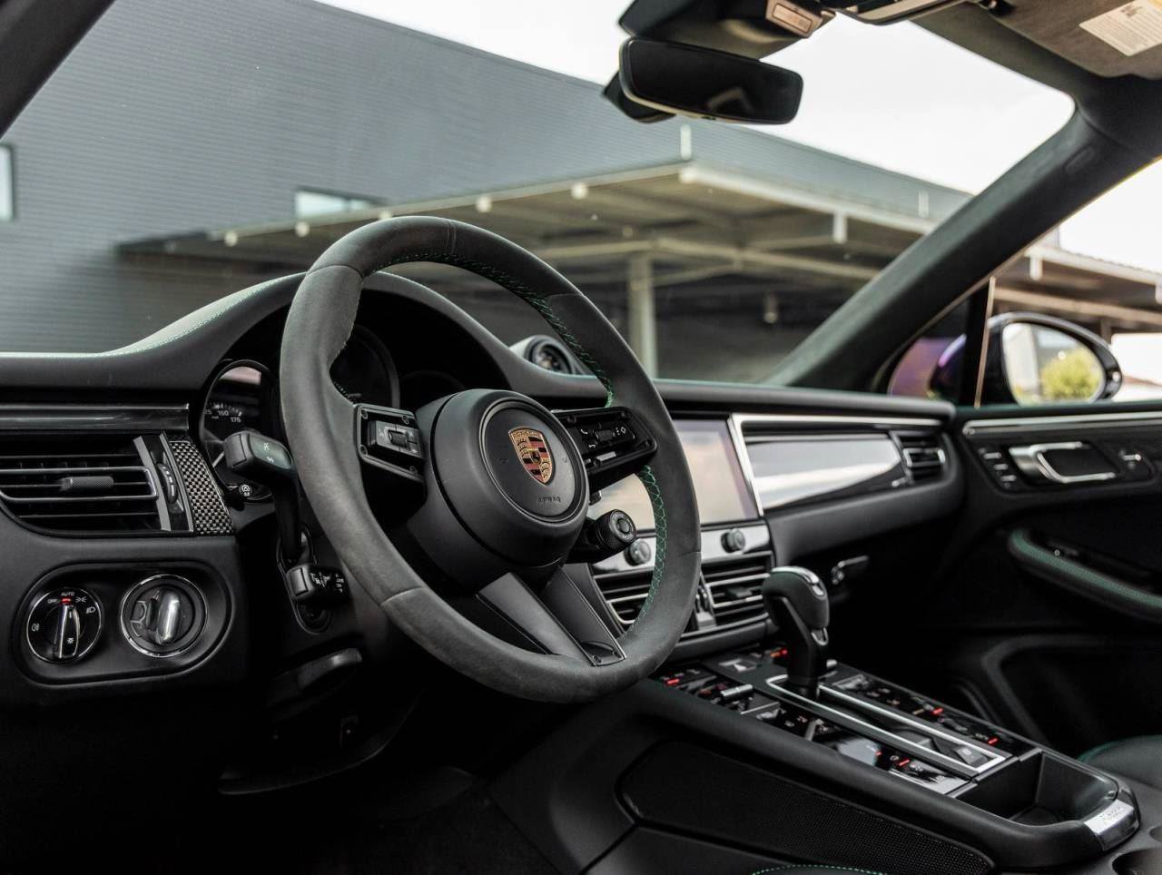 Used 2023 Porsche Macan GTS image 49