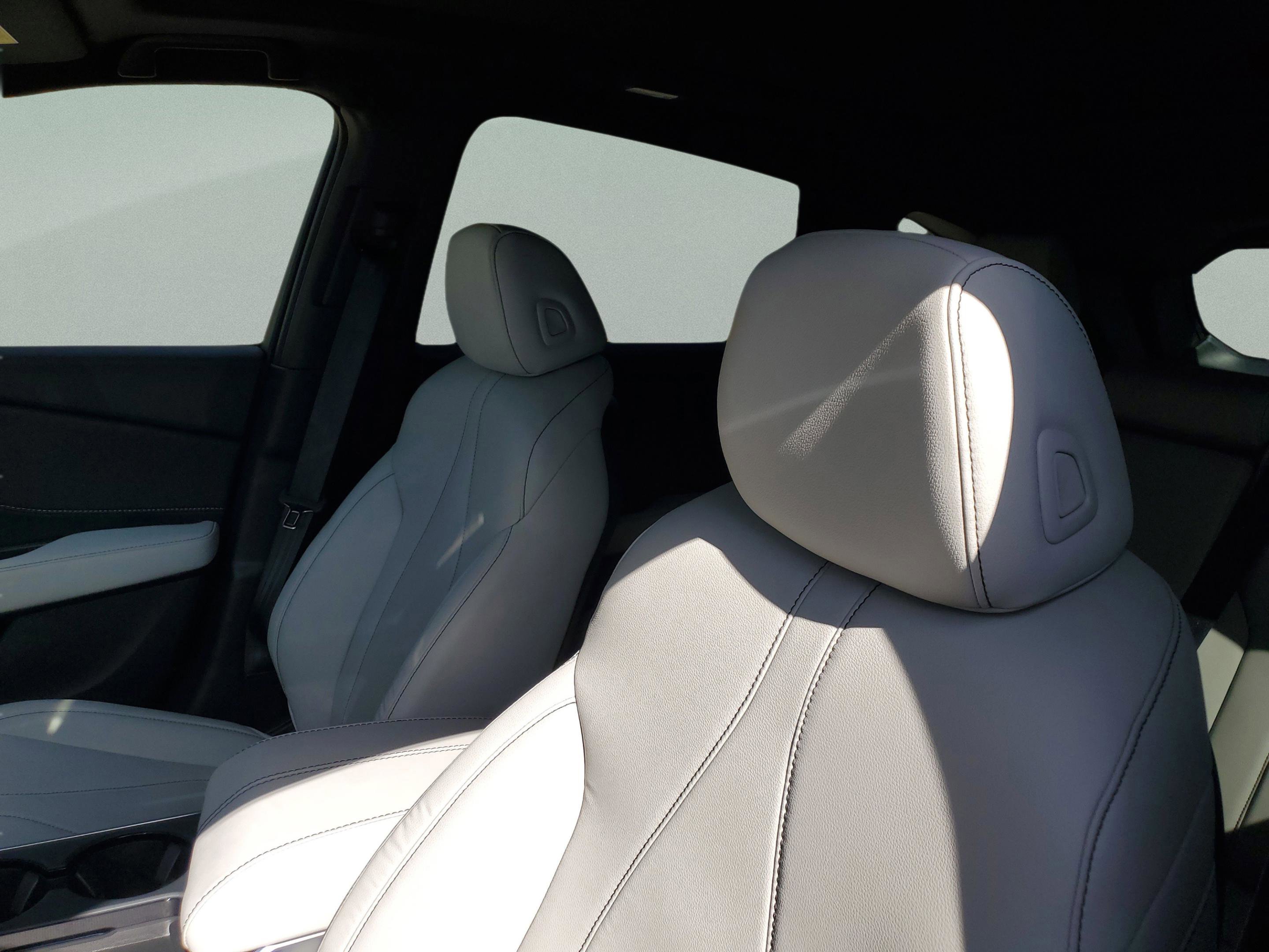 New 2026 Acura RDX SH-AWD image 22