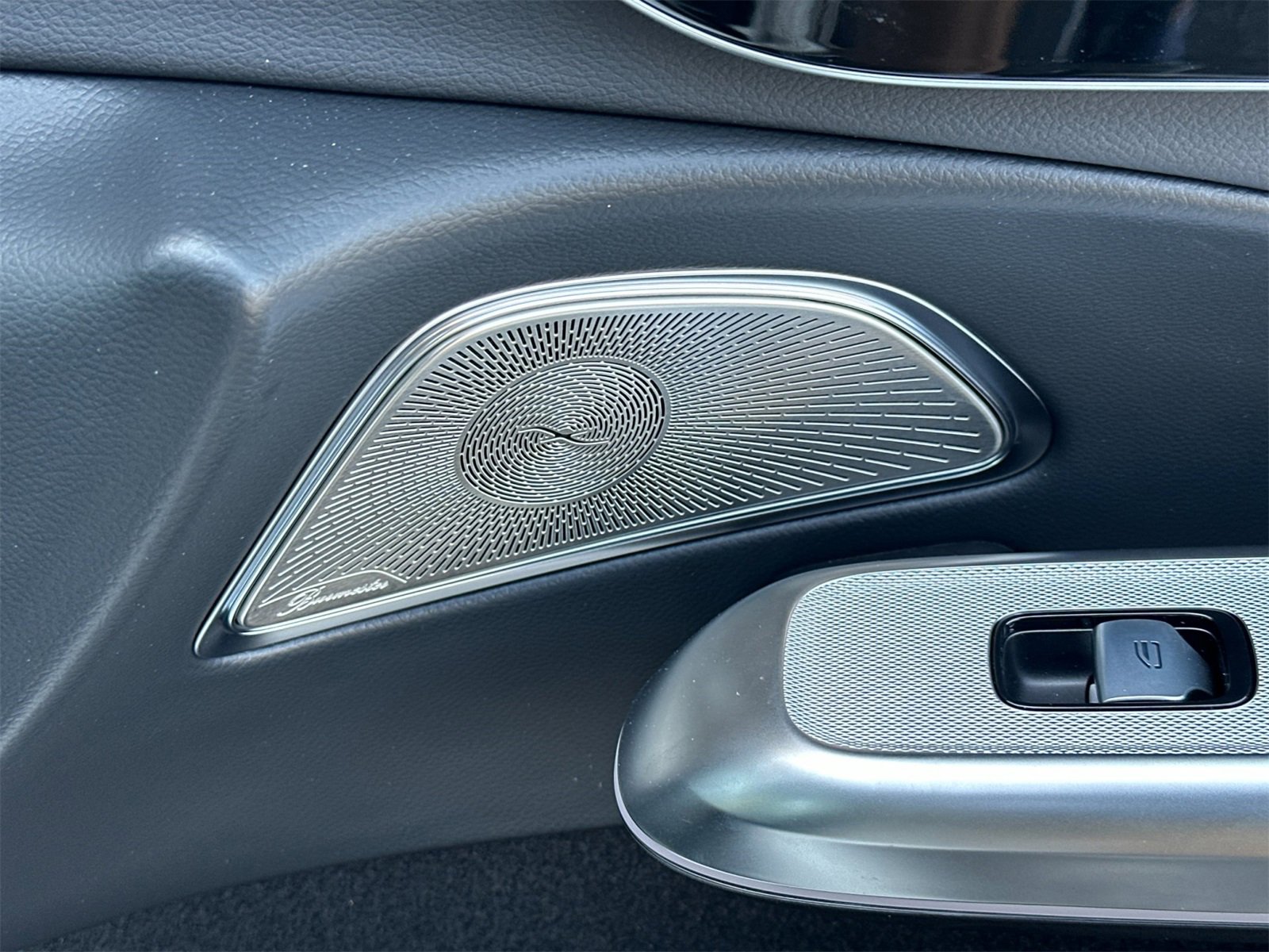 Used 2024 Mercedes-Benz E 350 4MATIC Sedan image 19