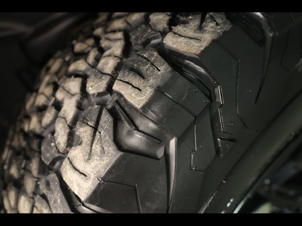 Used 2024 Jeep Wrangler Unlimited AWD/4WD image 19