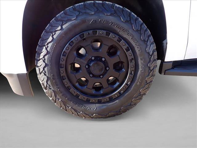 Used 2018 Chevrolet Tahoe LT AWD/4WD image 7