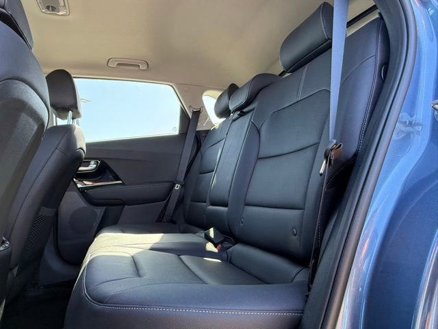 Used 2022 Kia Niro EX Premium image 18