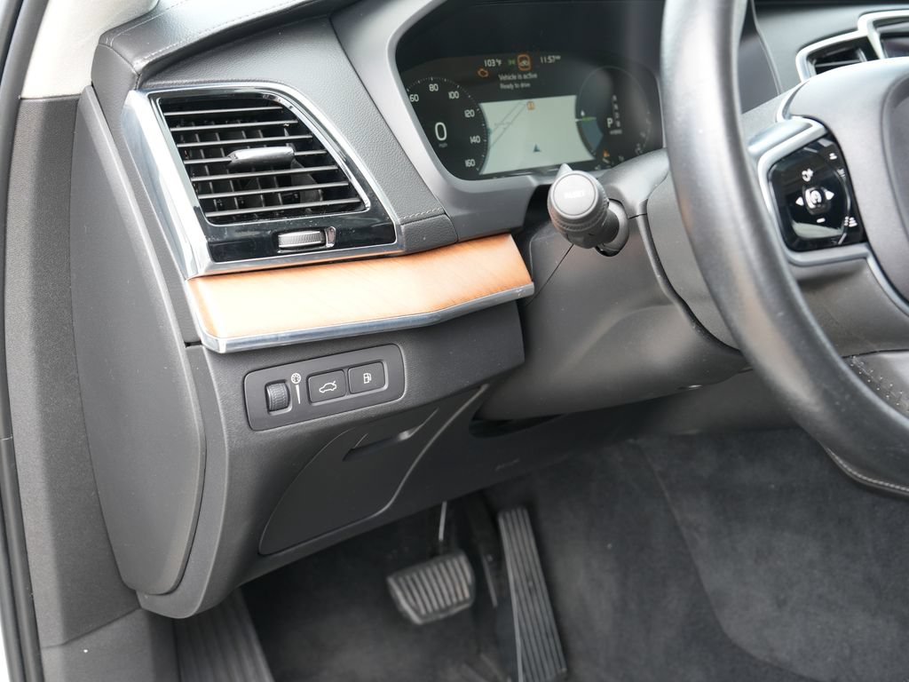 Used 2017 Volvo XC90 T8 Inscription w/ Luxury Package AWD/4WD image 28