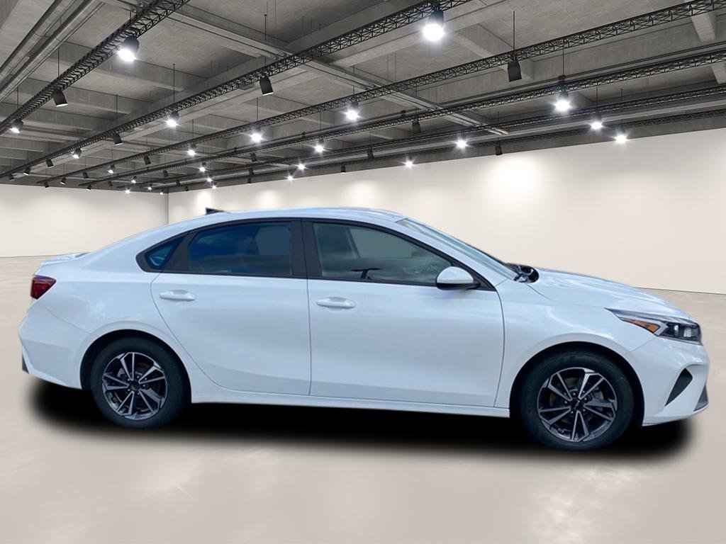 Certified 2023 Kia Forte LXS image 9