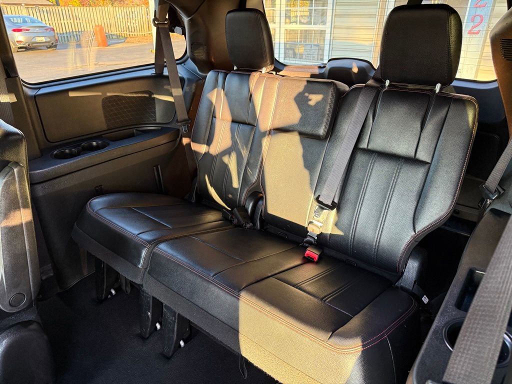 Used 2019 Dodge Grand Caravan GT image 13