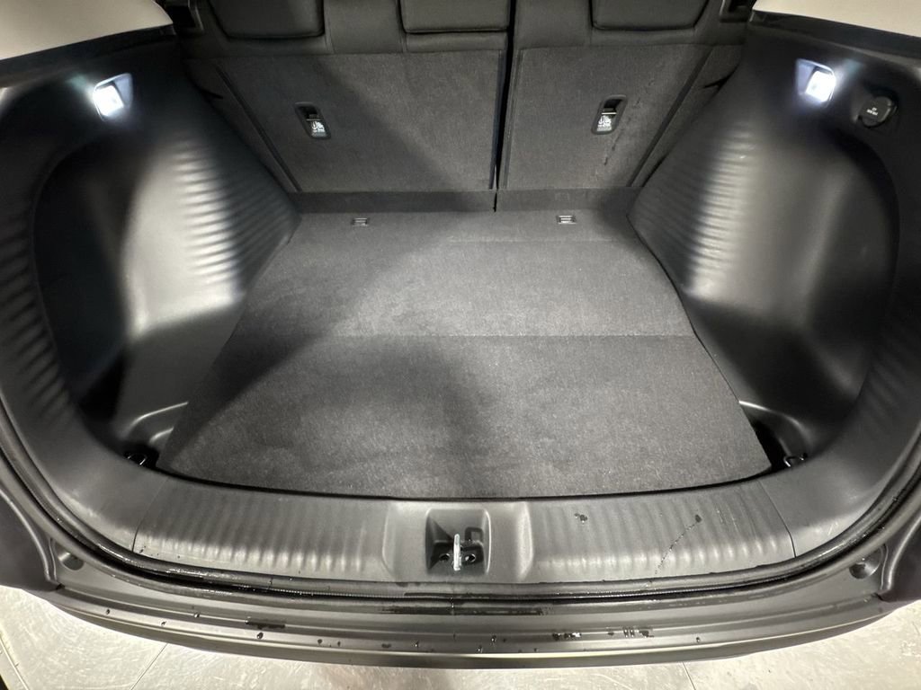 Used 2023 Honda HR-V LX image 28