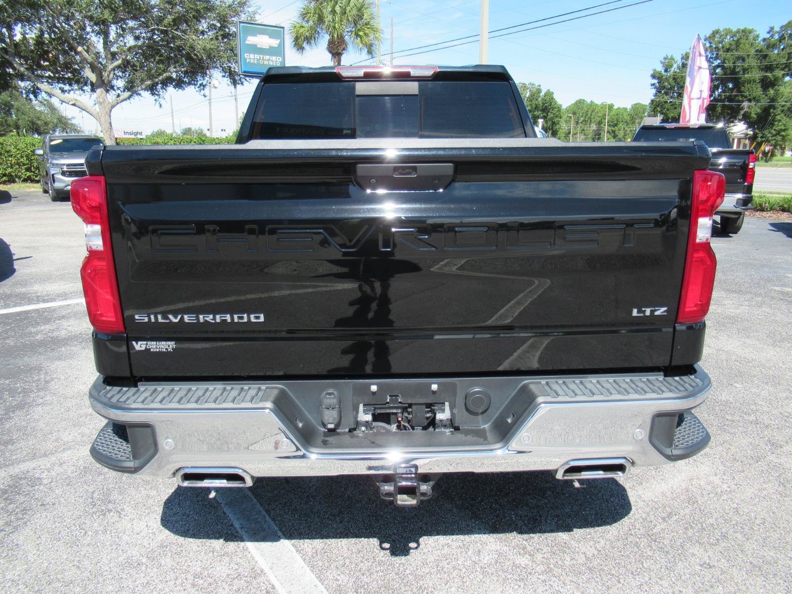 Used 2021 Chevrolet Silverado 1500 LTZ AWD/4WD image 7