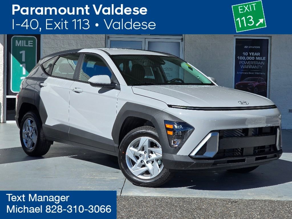 New 2026 Hyundai Kona SE image 1