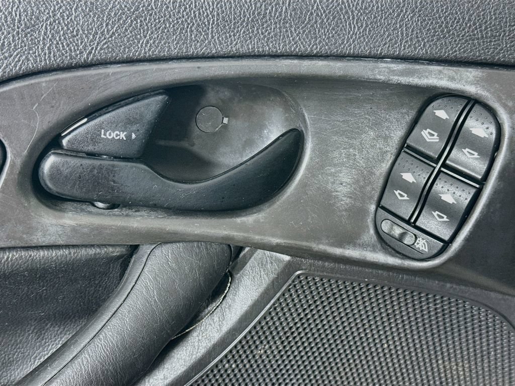 Used 2007 Ford Focus S FWD image 19