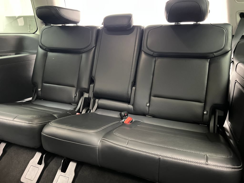 Used 2025 Ford Expedition Platinum AWD/4WD image 41