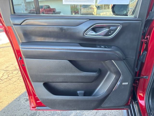 Used 2021 Chevrolet Suburban RST image 6